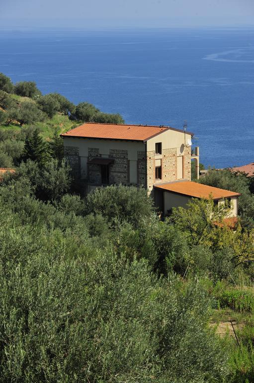 Residence Casa Torretta Gioiosa Marea Bagian luar foto